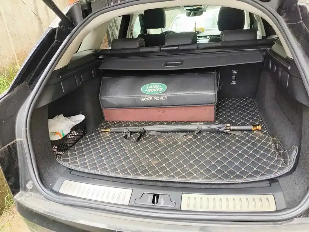 Land Rover Range Rover Velar 2022 250PS — Фото автомобиля 13