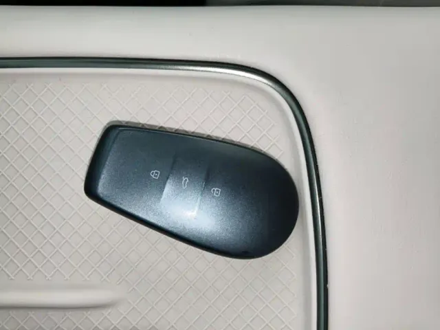 Nissan N7 — Фото автомобиля 8