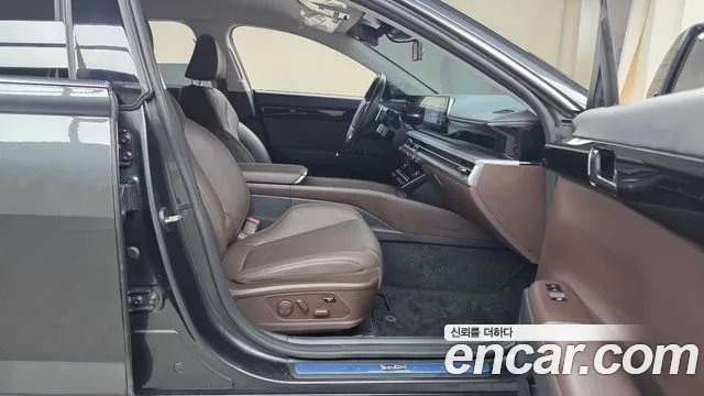 Hyundai Grandeur GN7 — Фото автомобиля 16