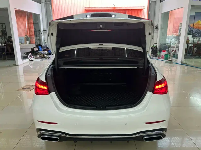 Mercedes-Benz C-Class — Фото автомобиля 13