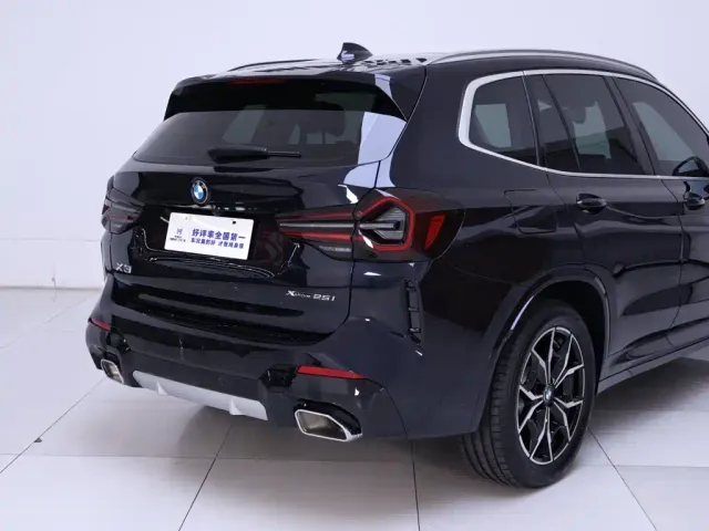 BMW X3 — Фото автомобиля 8