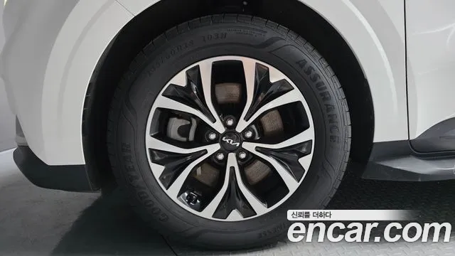 Kia Canival Carnival 4 поколение Бензин 9 мест Prestige — Фото автомобиля 5