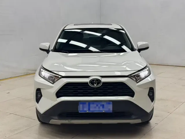 Toyota RAV4 Rongfang 2024 2.0L CVT FWD Style Edition — Фото автомобиля 2
