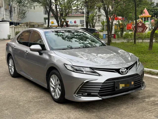 Toyota Camry — Фото автомобиля 3
