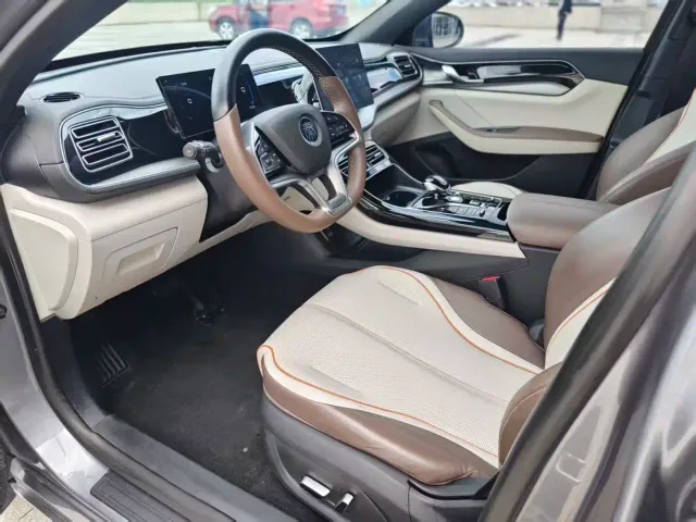 BYD Qin PLUS — Фото автомобиля 9
