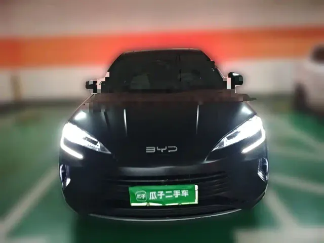 BYD Seal — Фото автомобиля 2