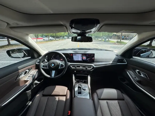 BMW 3 Series — Фото автомобиля 13