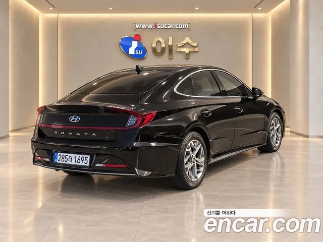 Hyundai Sonata — Фото автомобиля 3