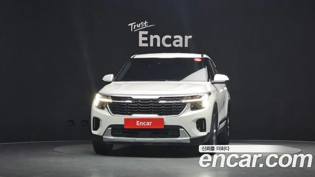 Kia Seltos — Фото автомобиля 3