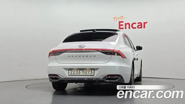 Hyundai Grandeur Новый Grandeur IG — Фото автомобиля 4