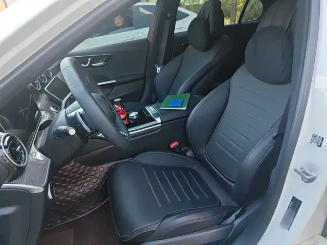 Mercedes-Benz C-Class — Фото автомобиля 16