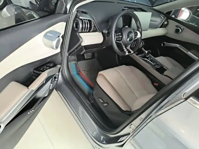 BYD Yuan PLUS — Фото автомобиля 15