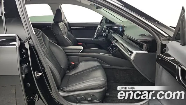 Hyundai Grandeur Grandeur (GN7) 3.5 Бензин 2WD — Фото автомобиля 9