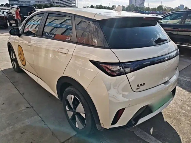 BYD Dolphin — Фото автомобиля 4