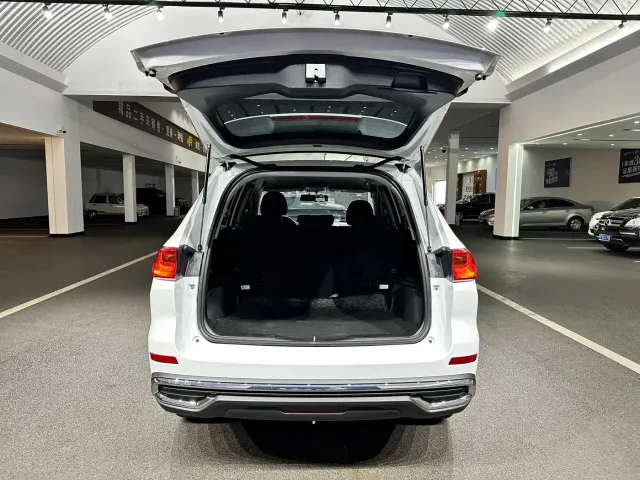 Haval M6 — Фото автомобиля 15