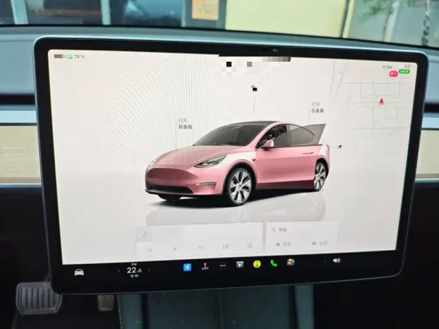 Tesla Model Y — Фото автомобиля 3