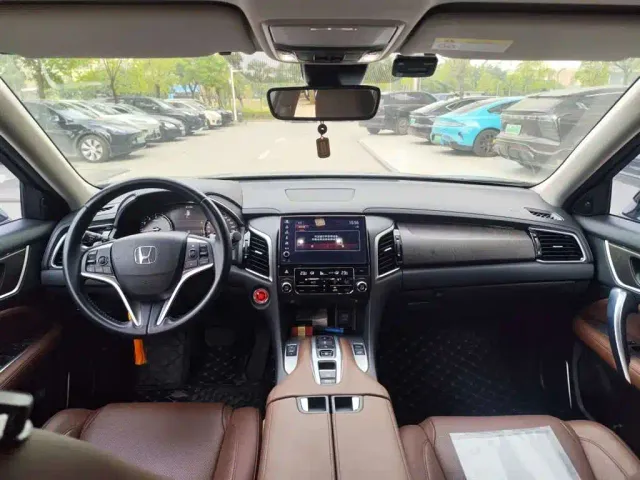Honda Avancier — Фото автомобиля 6
