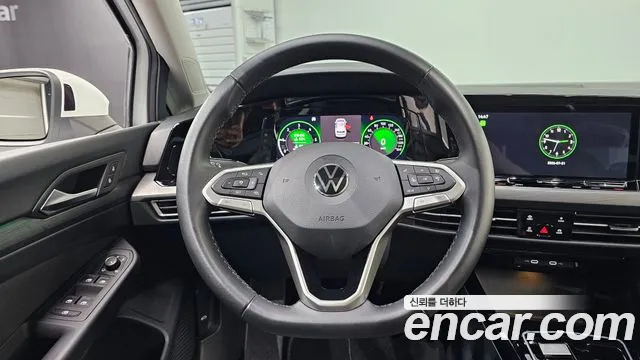 Volkswagen Golf Golf 8 поколение 2.0 TDI Prestige — Фото автомобиля 4