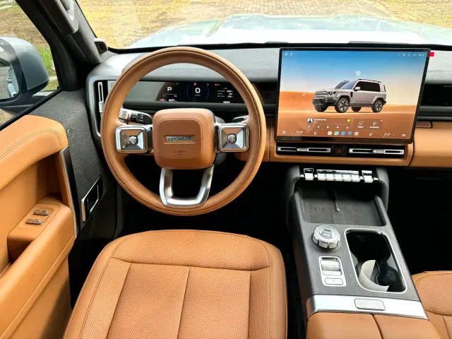 iCAR V27 — Фото автомобиля 11