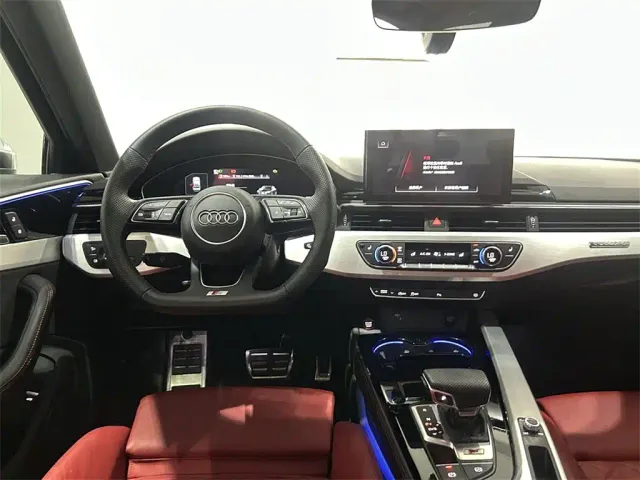 Audi S4 — Фото автомобиля 11