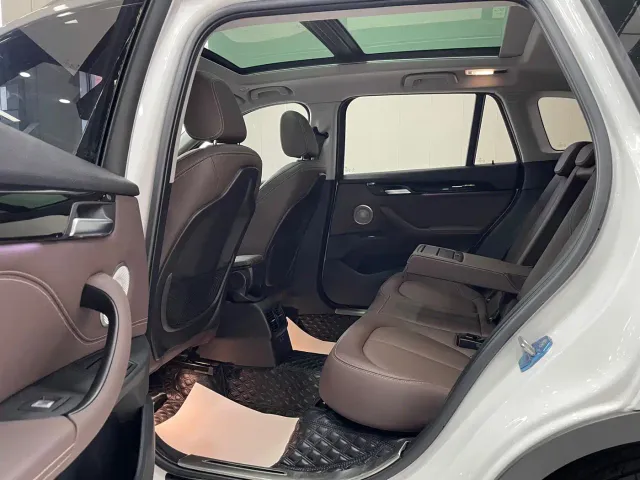 BMW X1 — Фото автомобиля 16
