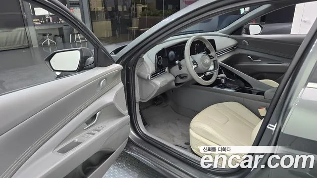 Hyundai Avante CN7 — Фото автомобиля 10