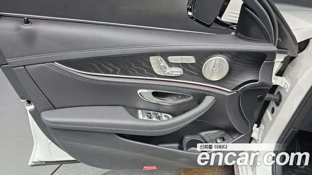 Mercedes-Benz E-Class W213 — Фото автомобиля 13