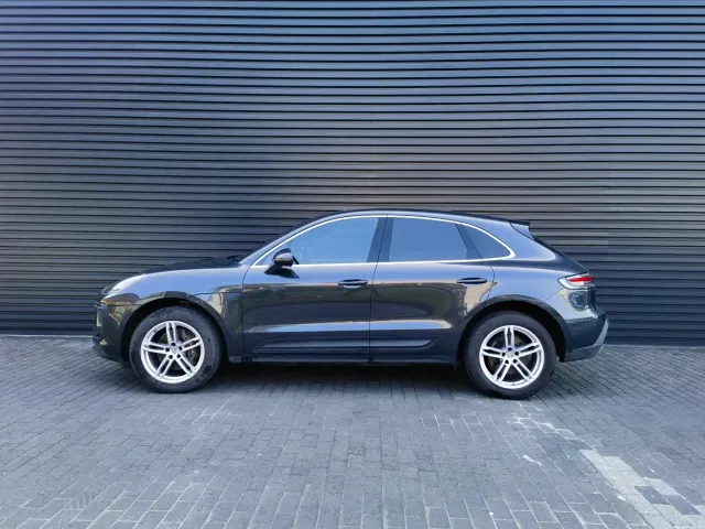 Porsche Macan — Фото автомобиля 9