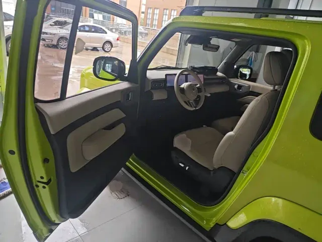 Baojun Yep — Фото автомобиля 15