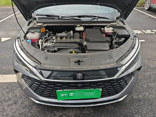 BYD Qin L — Фото автомобиля 19