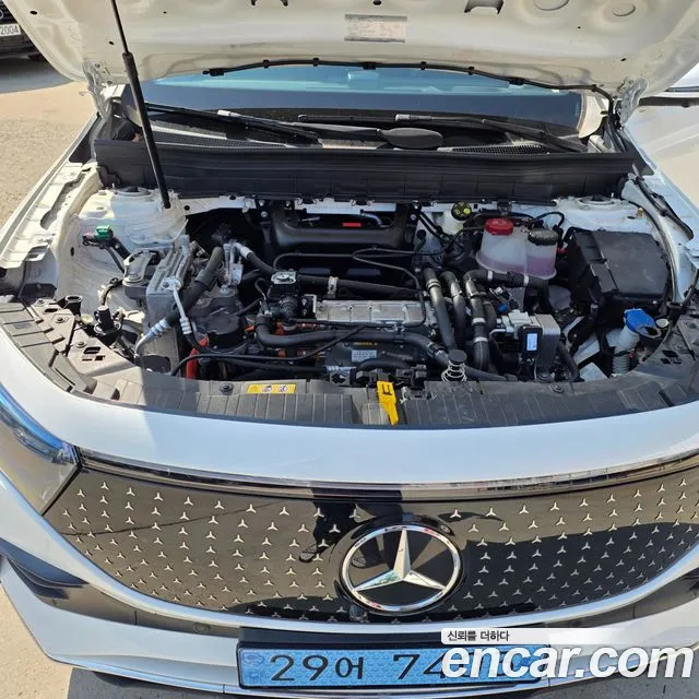 Mercedes-Benz EQB X243 — Фото автомобиля 18