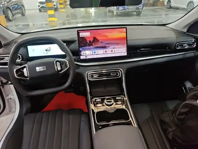 Geely Galaxy Stellar 6 — Фото автомобиля 5