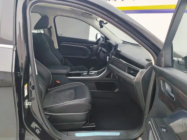 Haval H6 — Фото автомобиля 8