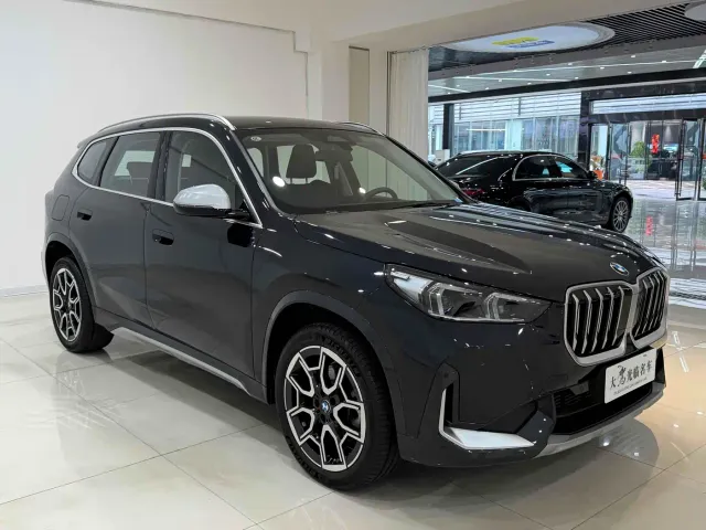 BMW X1 — Фото автомобиля 3