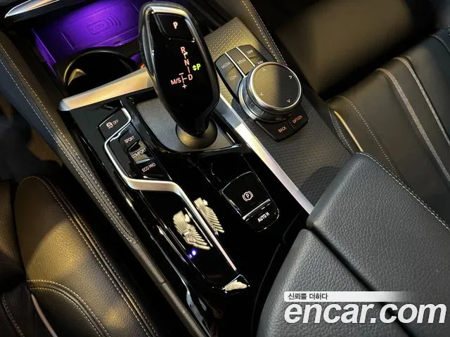 BMW 5-Series — Фото автомобиля 14