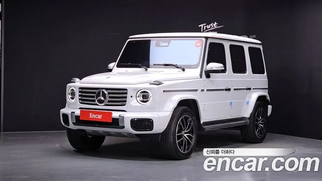 Фотография автомобиля — Mercedes-Benz G-Class W465