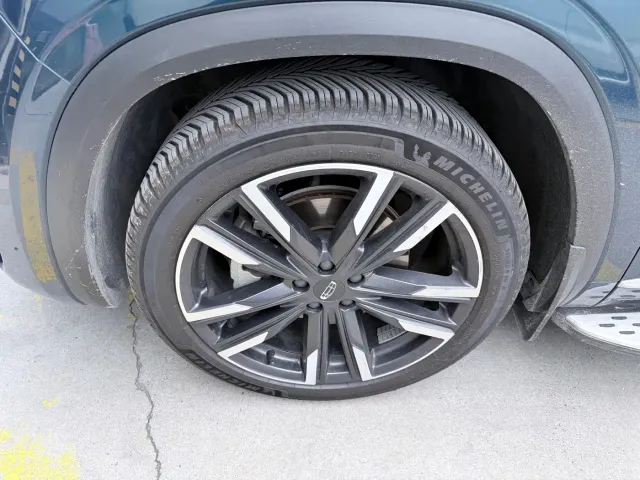 Geely Xingyue L — Фото автомобиля 5