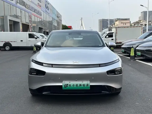 Xpeng P7 — Фото автомобиля 2