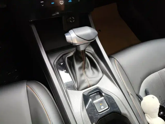 Dongfeng Yixuan GS — Фото автомобиля 13