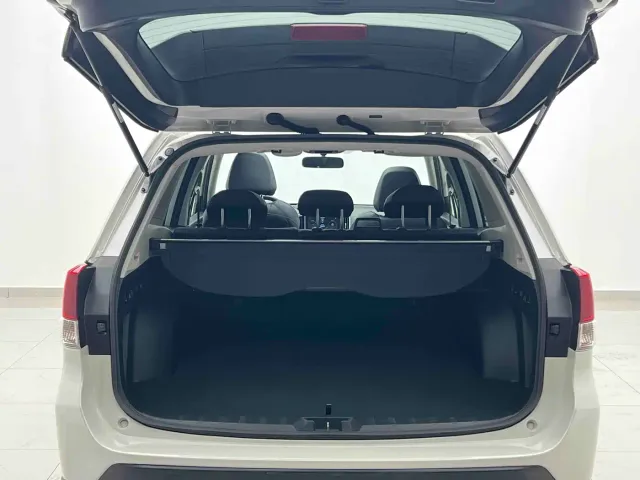 Subaru Forester — Фото автомобиля 12