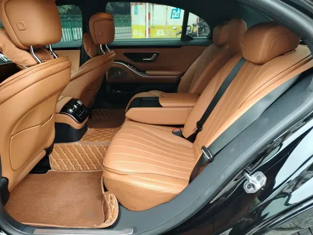 Mercedes-Benz S-Class — Фото автомобиля 14