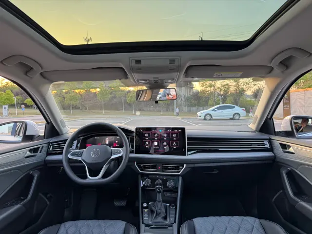 Volkswagen Sagitar — Фото автомобиля 13