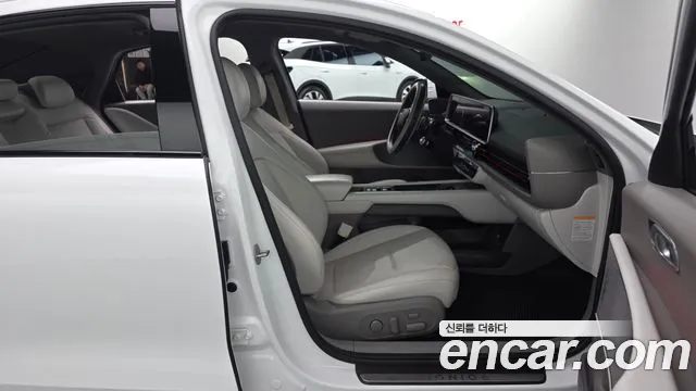 Hyundai Ioniq 6 — Фото автомобиля 16