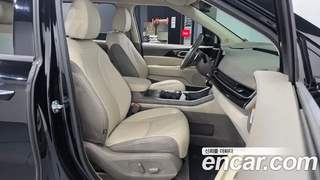 Kia Carnival — Фото автомобиля 17
