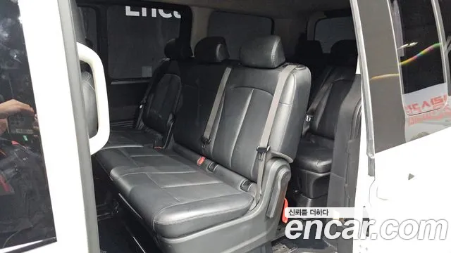 Hyundai Staria Staria Tourer 11 мест — Фото автомобиля 26