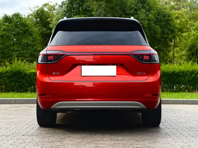 Aito M9 — Фото автомобиля 5
