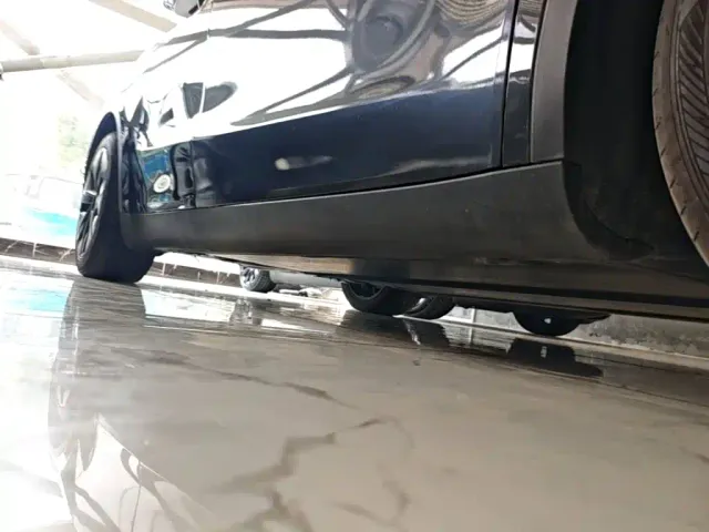 Tesla Model Y — Фото автомобиля 20
