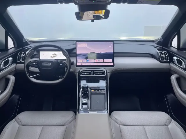 Geely Boyue L — Фото автомобиля 16