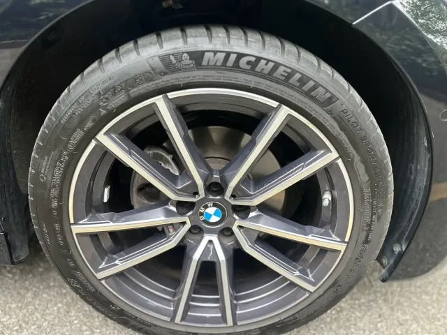 BMW 3 Series — Фото автомобиля 14