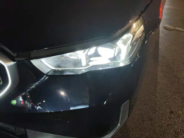 BMW 5 Series — Фото автомобиля 5